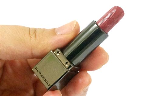 Burberry Kisses Hydrating Lip Color Lipstick in Sepia 